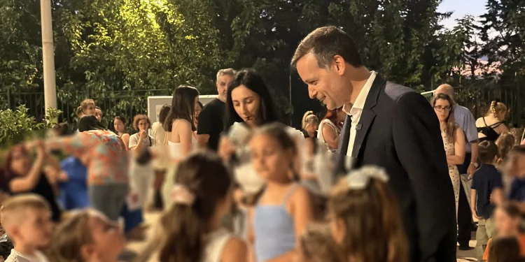 Χάρης Δούκας: Η περιβαλλοντική συνείδηση καλλιεργείται από μικρή ηλικία και τα σχολεία μας αποτελούν το καλύτερο πεδίο για να ανθίσει