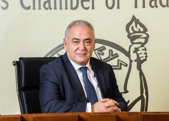 «Γ. Χατζηθεοδοσίου: Κατάργηση του τέλους επιτηδεύματος σε… δόσεις για τα «αποπαίδια» της Αττικής»