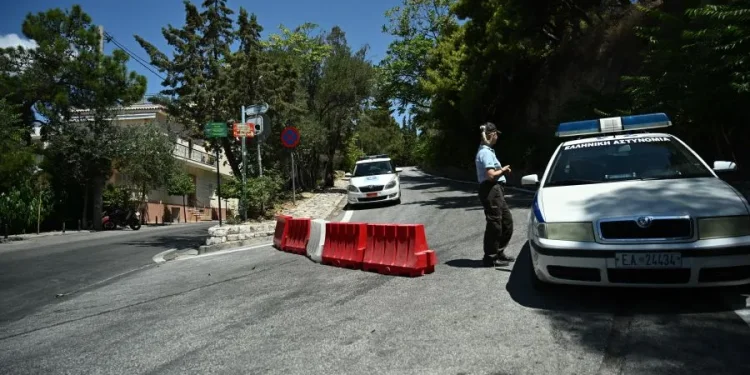 «Κλείνουν» οι Λόφοι Λυκαβηττού και Φινόπουλου από τα μεσάνυχτα – Σε αυξημένη επιφυλακή οι υπηρεσίες του Δήμου Αθηναίων