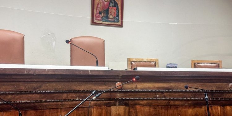 Δίκη για θάνατο Σήφη Βαλυράκη: «Δεν βγήκαμε για ψάρεμα εκείνη την ημέρα», είπε ο ένας εκ των δύο κατηγορουμένων