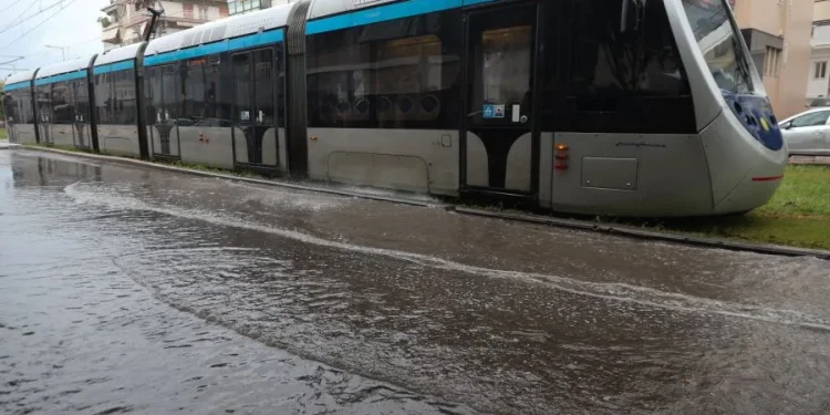 Διακοπή κυκλοφορίας του τραμ στην περιοχή Πειραιά – Η κυκλοφορία στη Γραμμή 7 του τραμ διεξάγεται στο τμήμα Ασκληπιείο Βούλας – ΣΕΦ