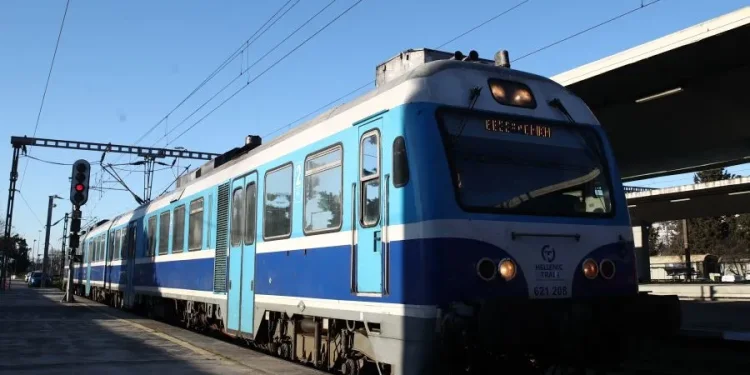 Hellenic Train: Αποκαταστάθηκε η σιδηροδρομική κυκλοφορία στο τμήμα Πειραιάς – Κάτω Αχαρνές