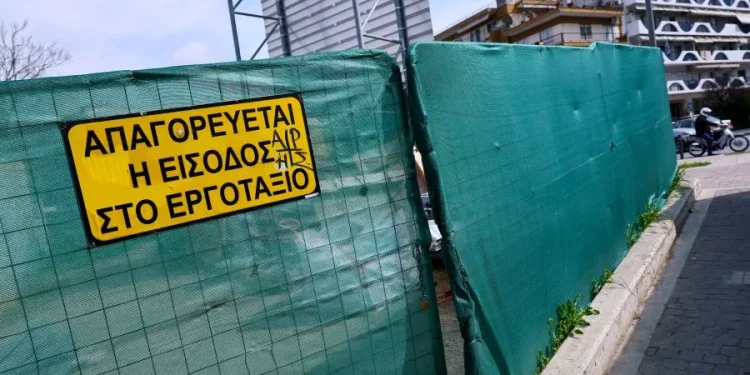 Διπλή εισαγγελική παρέμβαση μετά τις καταγγελίες για ρωγμές σε κτίρια στην Κυψέλη και για τα Πετράλωνα