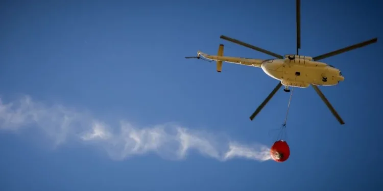 Μαίνεται η πυρκαγιά στο Βαθύ Καλύμνου – Σε ετοιμότητα καλούνται οι κάτοικοι