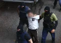 Τη Δευτέρα η απολογία του τέταρτου συλληφθέντα για τη φονική επίθεση στην οικία Νέστορα