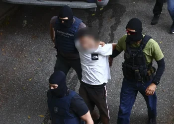 Τη Δευτέρα η απολογία του τέταρτου συλληφθέντα για τη φονική επίθεση στην οικία Νέστορα