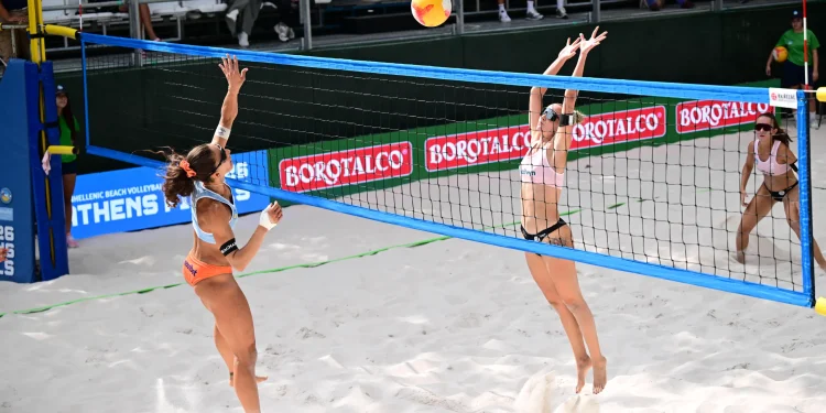 Η καρδιά του beach volley χτυπά στην πλατεία Συντάγματος