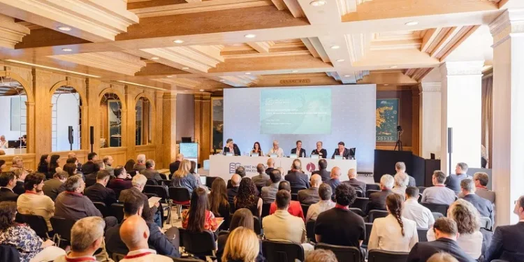 Engineering the Future: Έλληνες επιστήμονες και στελέχη επιχειρήσεων συναντώνται στο ετήσιο συμπόσιο του HIAS
