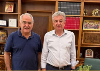 Ο Γ.Χατζηθεοδοσιου με τον πετυχημένο Αρναουτακη έστειλε μήνυμα – “Οι περιφέρειες που δουλεύουν αποτελούν παράδειγμα “