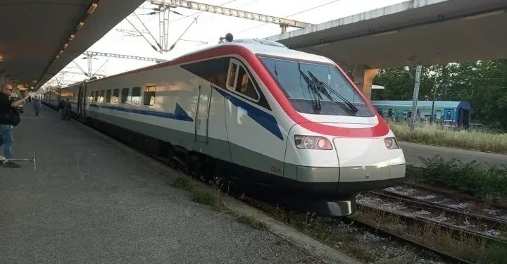 Hellenic Train: Διακοπή της σιδηροδρομικής κυκλοφορίας και της ηλεκτροδότησης στο τμήμα μεταξύ Θεσσαλονίκης και Λιτοχώρου λόγω πυρκαγιάς Hellenic Train: Διακοπή της σιδηροδρομικής κυκλοφορίας και της ηλεκτροδότησης στο τμήμα μεταξύ Θεσσαλονίκης και Λιτοχώρου λόγω πυρκαγιάς