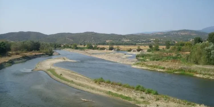 Αυθαίρετο φράγμα στον Αξιό ποταμό κατασκεύασε 84χρονος- Δικογραφία σε βάρος του