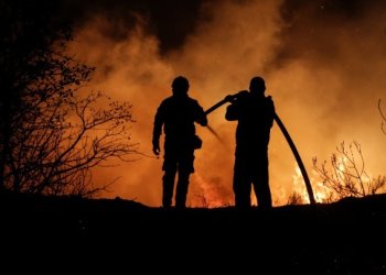 “Μεγα-φωτιά” και …επιτελικό κράτος υπεύθυνοι για την καταστροφή