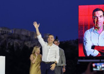 Το νέο στοίχημα του Τσίπρα: η εμπιστοσύνη στη Δημοκρατία