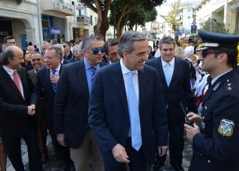 Ο ΠΟΛΙΤΙΚΑ ΠΟΛΥΠΕΙΡΟΣ ΣΑΜΑΡΑΣ ΑΛΛΑΞΕ ΤΗΝ ΠΙΣΤΑ