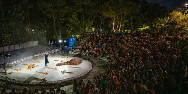 Δήμος Αθηναίων: Παραστάσεις στο Φεστιβάλ Κολωνού 2026 με εισιτήρια από 5 ευρώ – Αθήνα 9,84