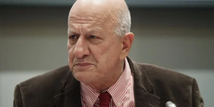 Αντώνης Πανούτσος: Στη ΜΕΘ του «Ευαγγελισμού» ο δημοσιογράφος – Έχει προσβληθεί από τον ιό του Δυτικού Νείλου