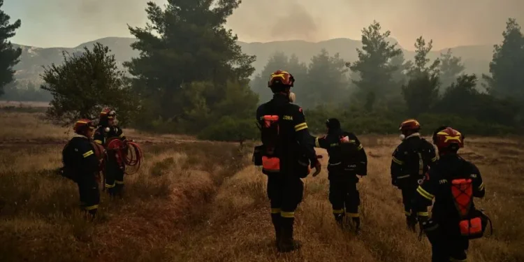 Χωρίς ενεργά μέτωπα οι πυρκαγιές σε Σκιλλουντία Ηλείας και Καλάβρυτα – FANTOMAS.GR