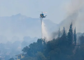 Βελτιωμένη η εικόνα της φωτιάς στον Ωρωπό