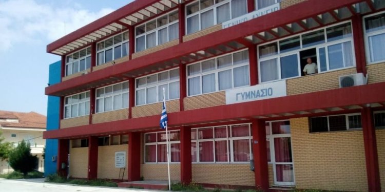 Δωρεάν κρατική πιστοποίηση ξένης γλώσσας για τους μαθητές της Γ΄ Γυμνασίου – Πιλοτική εφαρμογή το 2026 – Γενίκευση το 2027