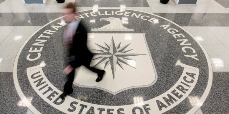 El Mundo: Προειδοποίηση της CIA για πιθανή ρωσική επίθεση με drones σε Ισπανία, Γαλλία ή Ιταλία El Mundo: Προειδοποίηση της CIA για πιθανή ρωσική επίθεση με drones σε Ισπανία, Γαλλία ή Ιταλία