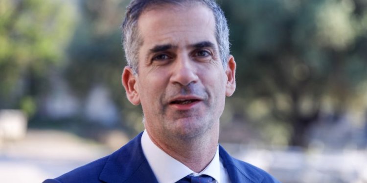 Κ. Μπακογιάννης: «Δημοτικό Συμβούλιο χωρίς πραγματική ατζέντα της Αθήνας» – «Εμείς θέτουμε τα ζητήματα και ζητάμε απαντήσεις» – Αθήνα 9,84