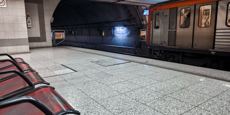 Μετρό: Νωρίτερα κατεβάζουν ρολά τρεις σταθμοί της Γραμμής 3 λόγω έργων – Οι αλλαγές στα δρομολόγια – Αθήνα 9,84