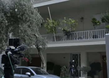 Θάνατος Γ. Μαζωνάκη: Στον εισαγγελέα οι δύο γιατροί – Σήμερα η νεκροψία – FANTOMAS.GR