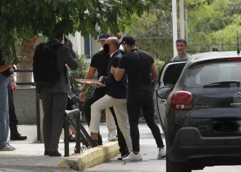 Θάνατος Μαζωνάκη: Συνεχίζεται η μαραθώνια διαδικασία των απολογιών – “Όλα έγιναν νόμιμα” φέρεται να ισχυρίστηκε η γιατρός
