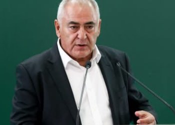 Γ. Χατζηθεοδοσίου για το ιδιωτικό χρέος: Το μεγαλύτερο μέρος των μικρομεσαίων «ψυχορραγεί» – Θέμα πολιτικής βούλησης οι αλλαγές στην οικονομία