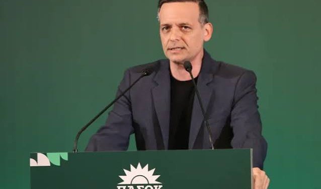 Το εξαιρετικό video του Χάρη Δούκα για το ΠΑΣΟΚ που κέρδισε τις εντυπώσεις Το εξαιρετικό video του Χάρη Δούκα για το ΠΑΣΟΚ που κέρδισε τις εντυπώσεις