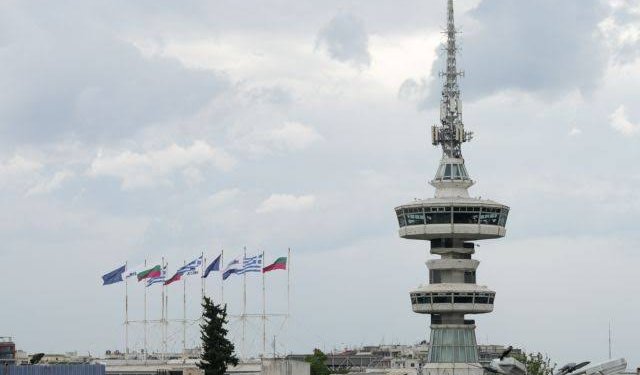 Oι μειώσεις φόρων που ζητά η αγορά ενόψει της ΔΕΘ