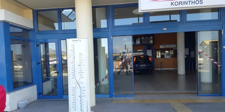 Νεκρός ο άνδρας που παρασύρθηκε από τον συρμό του Προαστιακού στην Αρχαία Κόρινθο